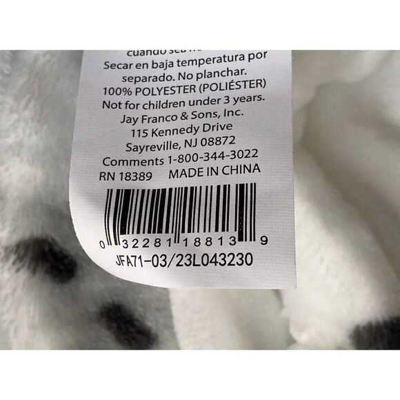 HELLO KITTY Blanket Throw 50"x70" Super Soft Plush Gray Pink White NEW - Picture 4 of 15